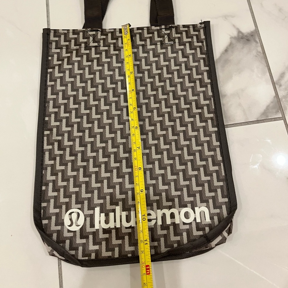 lululemon athletica Gray and Black Geometric Tote